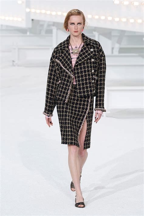 chanel spring 2021 rtw|chanel spring 2021 dresses.